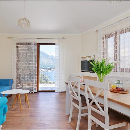 Our Sunset Apartments With Pool And Sea View Cattaro Esterno foto