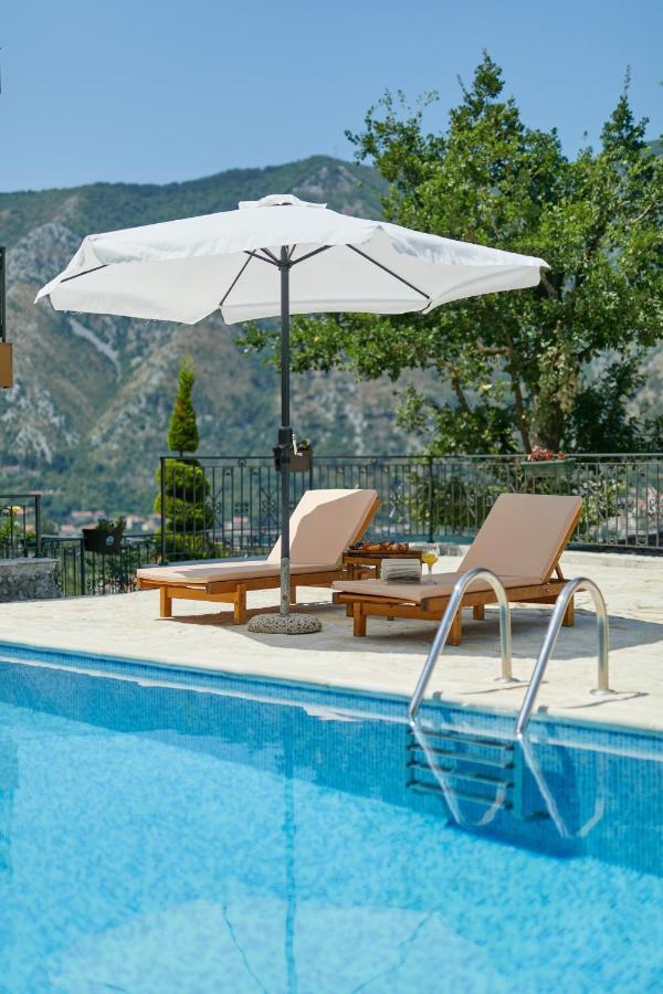 Our Sunset Apartments With Pool And Sea View Cattaro Esterno foto