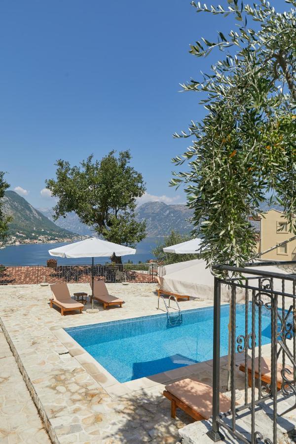 Our Sunset Apartments With Pool And Sea View Cattaro Esterno foto