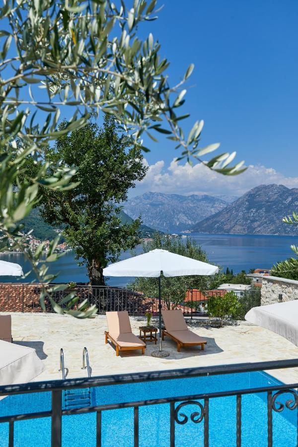 Our Sunset Apartments With Pool And Sea View Cattaro Esterno foto