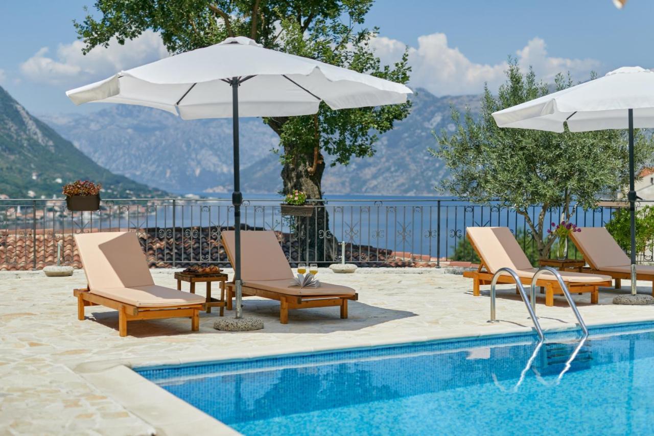 Our Sunset Apartments With Pool And Sea View Cattaro Esterno foto