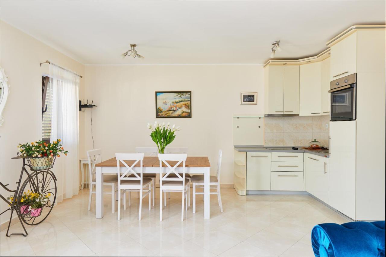 Our Sunset Apartments With Pool And Sea View Cattaro Esterno foto