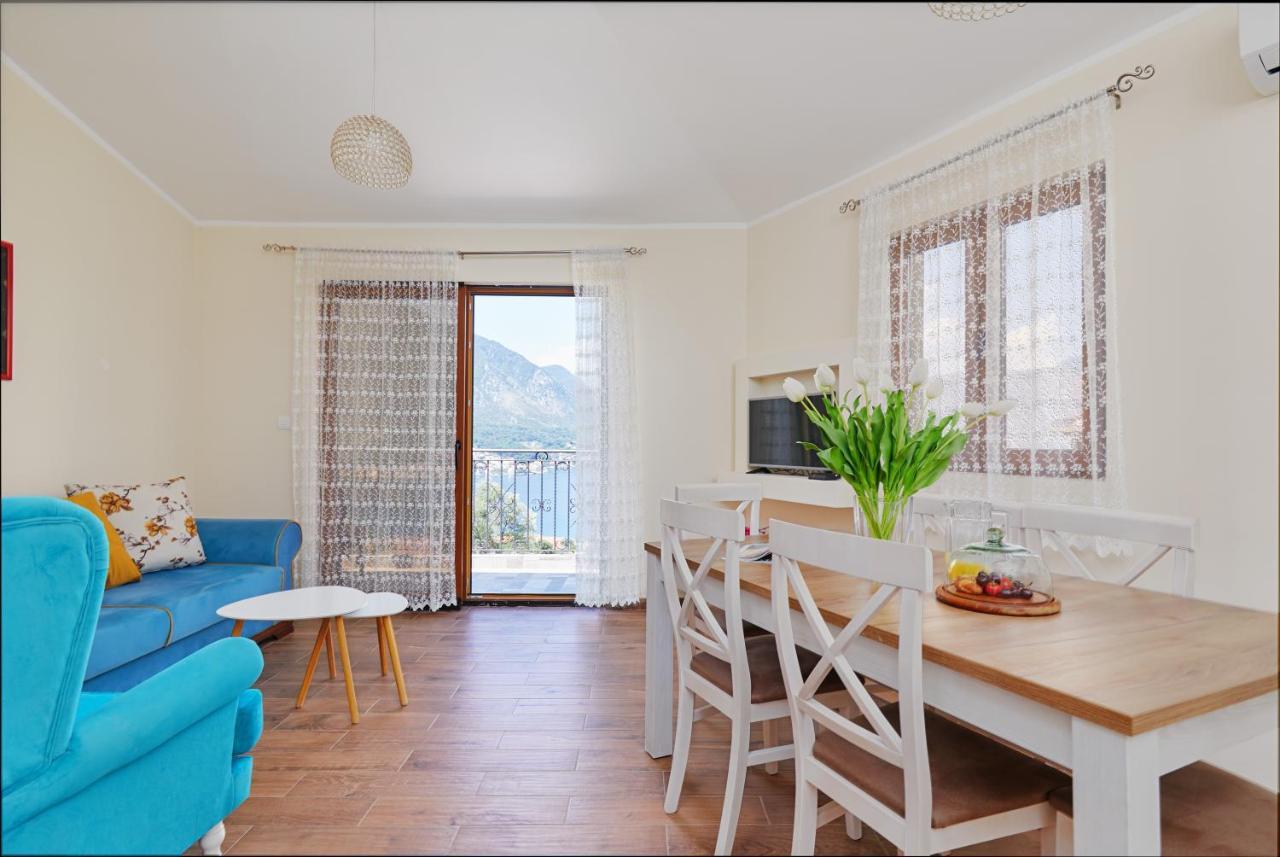 Our Sunset Apartments With Pool And Sea View Cattaro Esterno foto